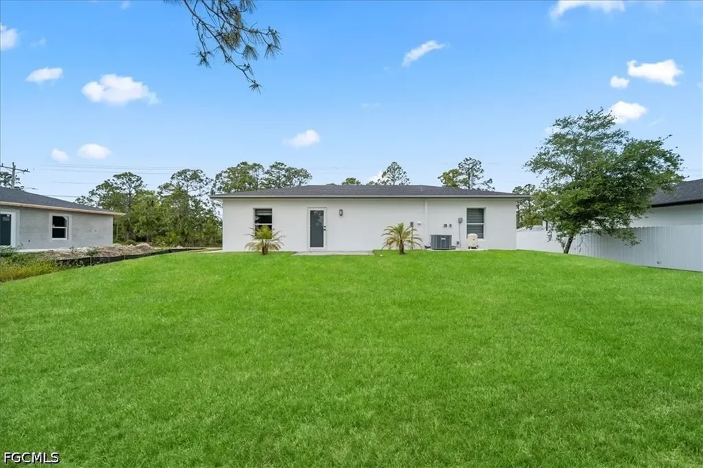 1053 Joponica Avenue S Lehigh Acres FL 33974