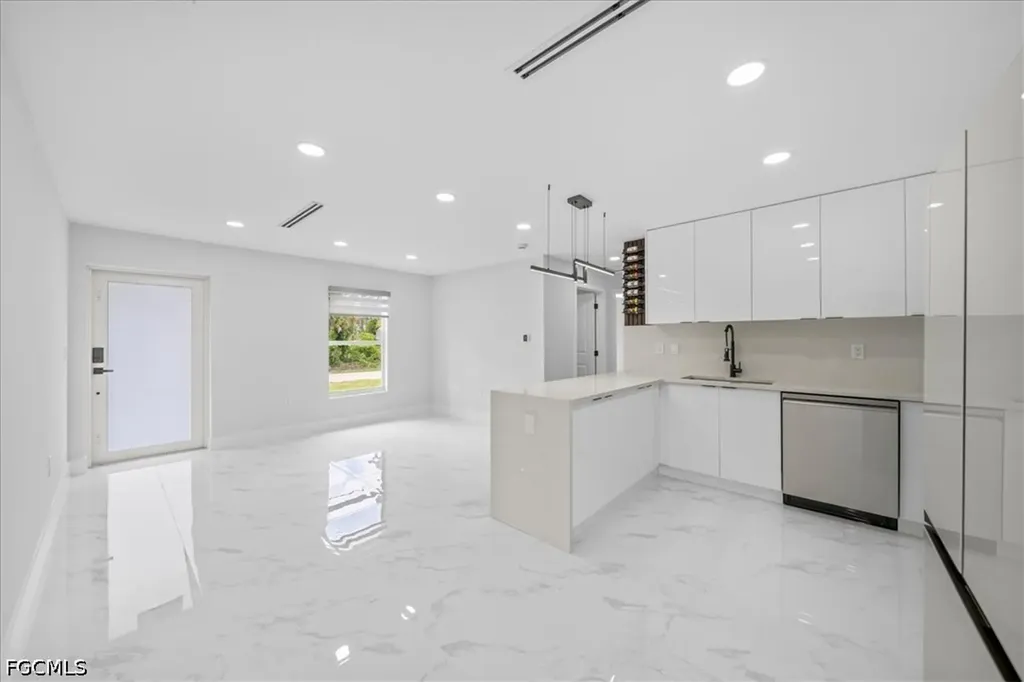 1053 Joponica Avenue S Lehigh Acres FL 33974
