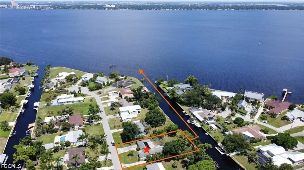 1845 Marina Circle North Fort Myers FL 33903