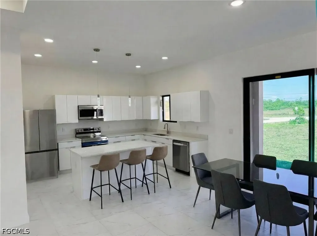 4333 NW 34th Lane Cape Coral FL 33993