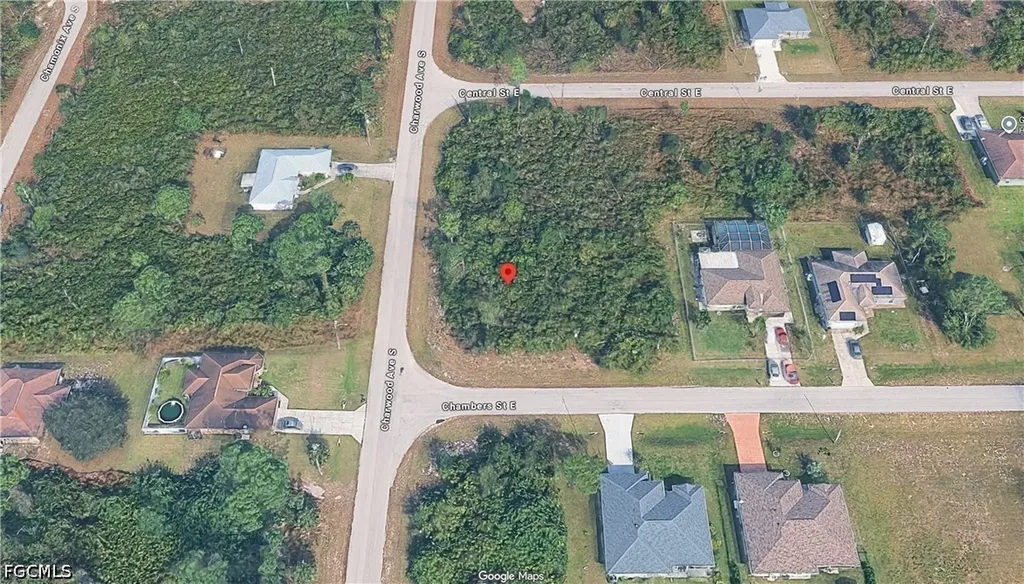 635 Chambers Street E Lehigh Acres FL 33974