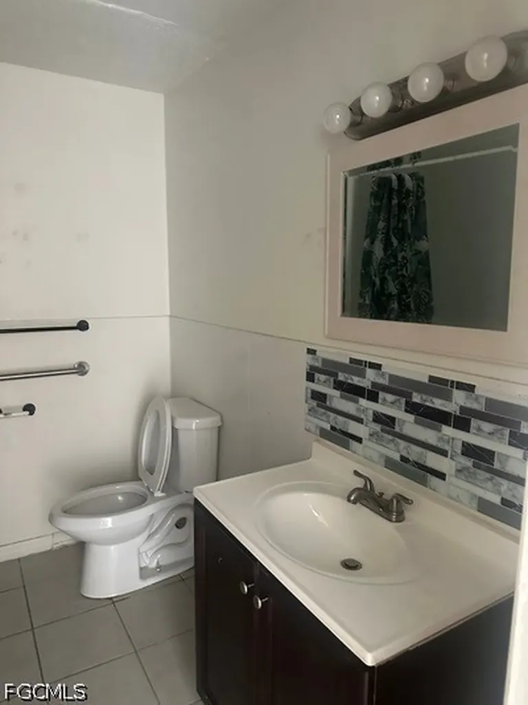 202 El Dorado Avenue Moore Haven FL 33471