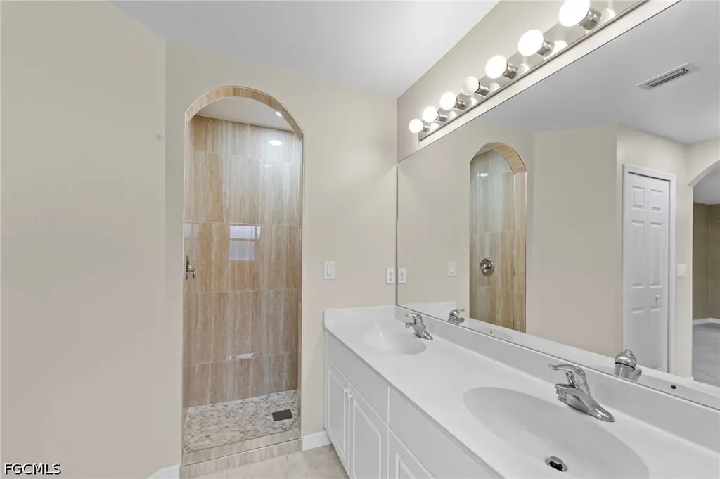 224 SW 14th Avenue Cape Coral FL 33991