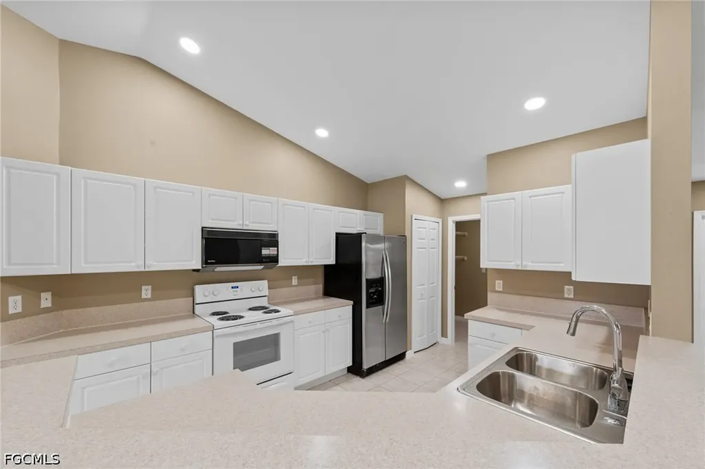 224 SW 14th Avenue Cape Coral FL 33991