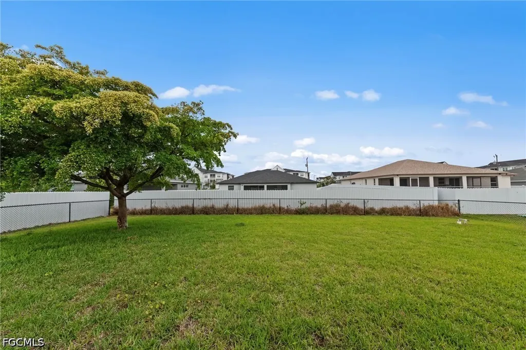 224 SW 14th Avenue Cape Coral FL 33991