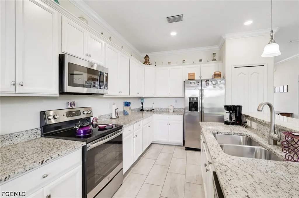 9732 Mirada Boulevard Fort Myers FL 33908