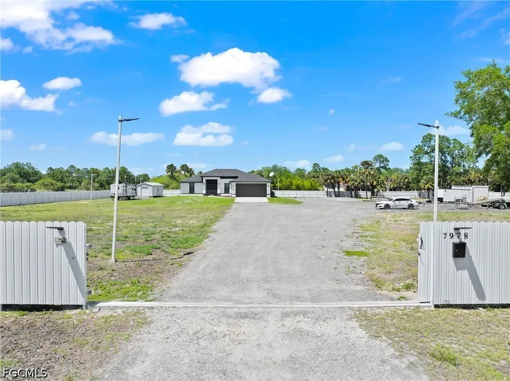 7978 23rd Place Labelle FL 33935