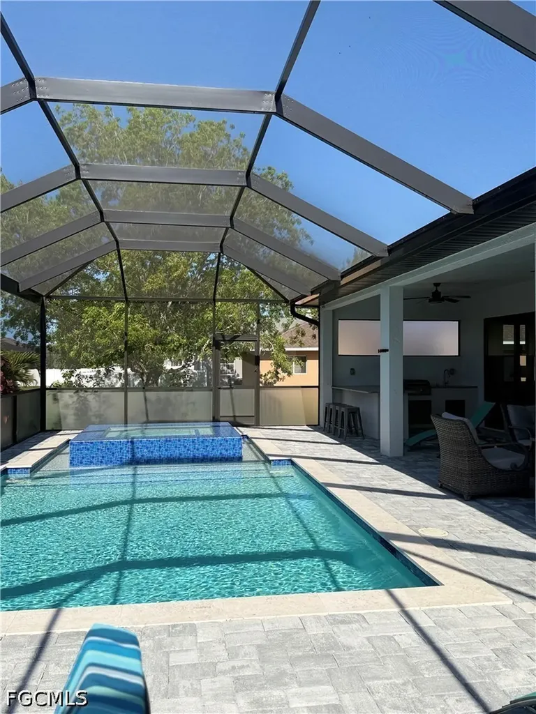 3724 SW 3rd Street Cape Coral FL 33991