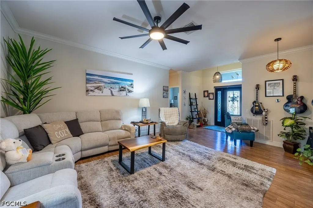 2128 Cape Heather Circle Cape Coral FL 33991