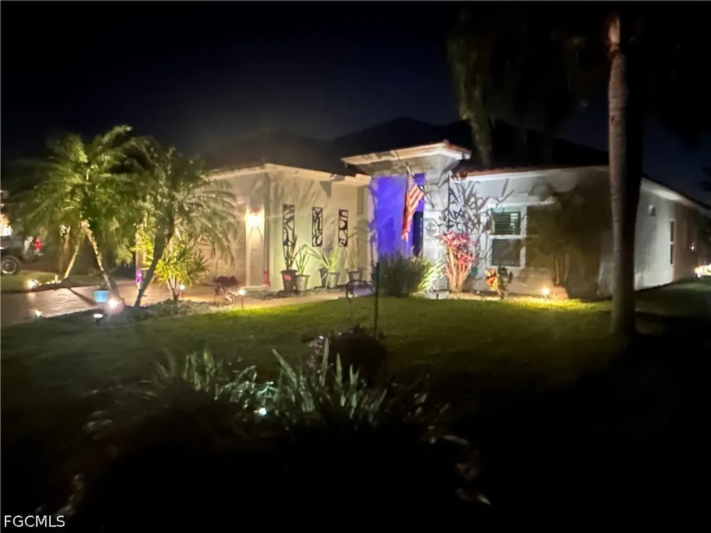 2128 Cape Heather Circle Cape Coral FL 33991