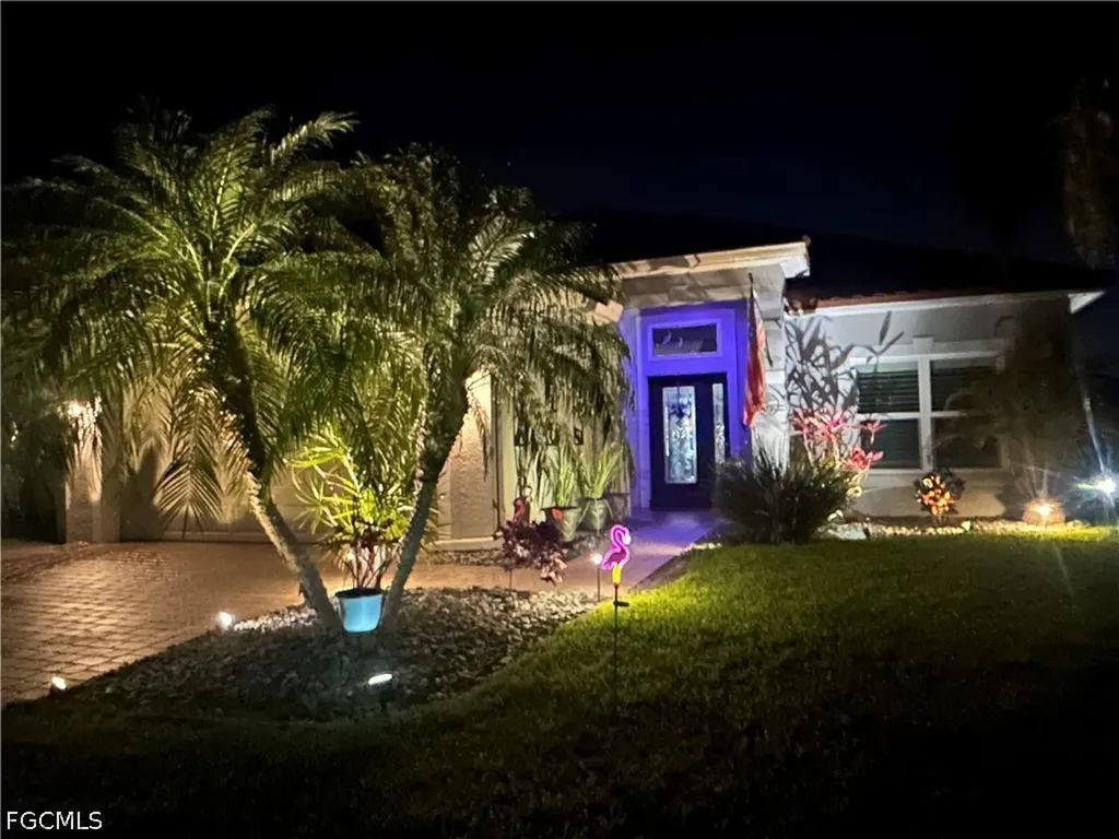 2128 Cape Heather Circle Cape Coral FL 33991