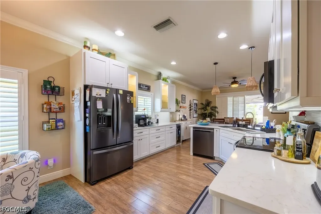 2128 Cape Heather Circle Cape Coral FL 33991