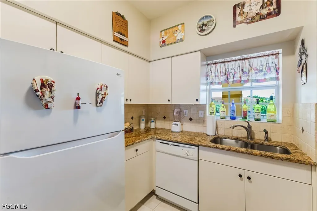 950 Hancock Creek South Boulevard Cape Coral FL 33909