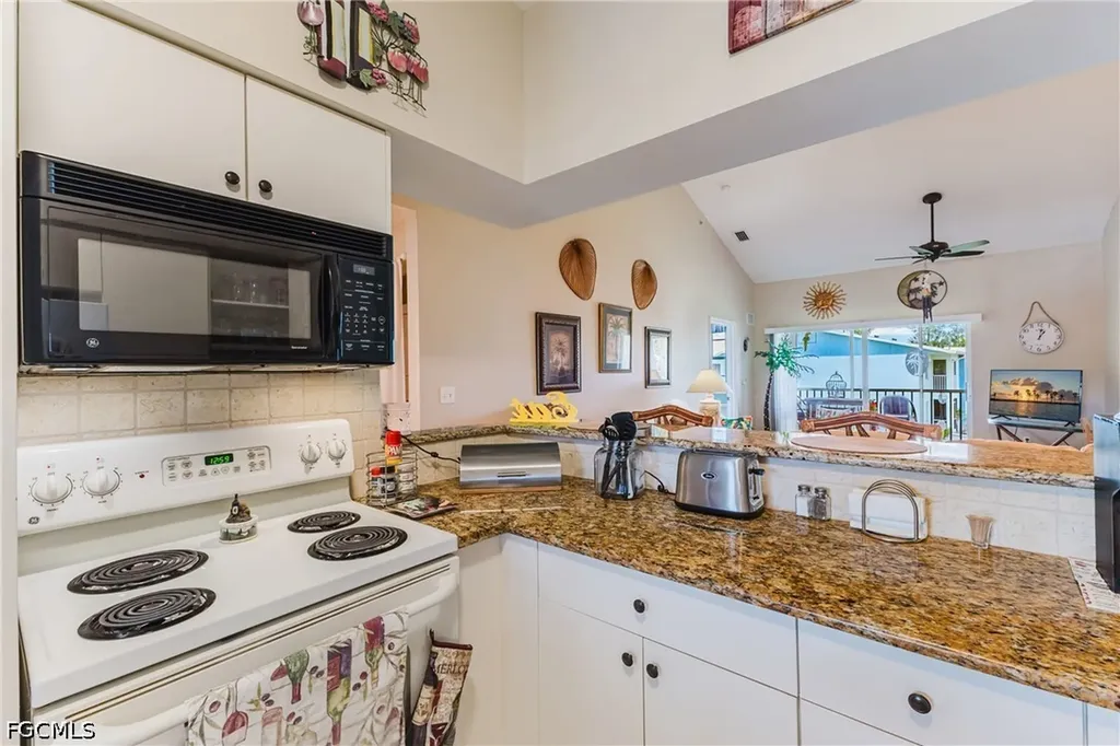950 Hancock Creek South Boulevard Cape Coral FL 33909