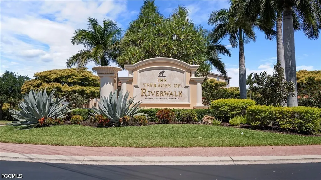 8341 Whiskey Preserve Circle Fort Myers FL 33919