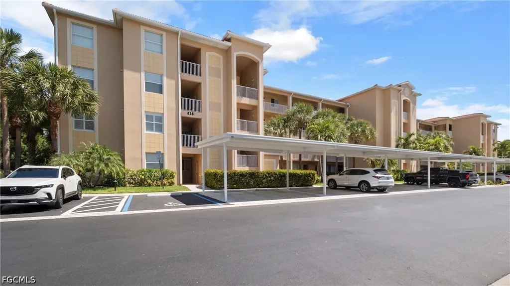 8341 Whiskey Preserve Circle Fort Myers FL 33919