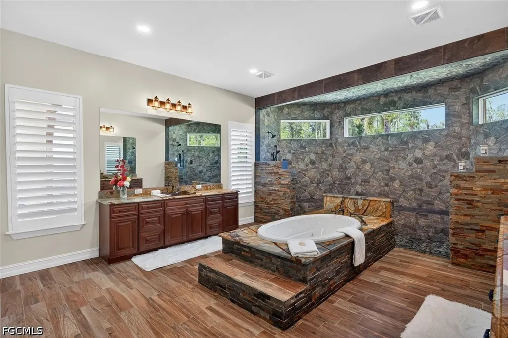 15860 Glendale Lane Fort Myers FL 33912