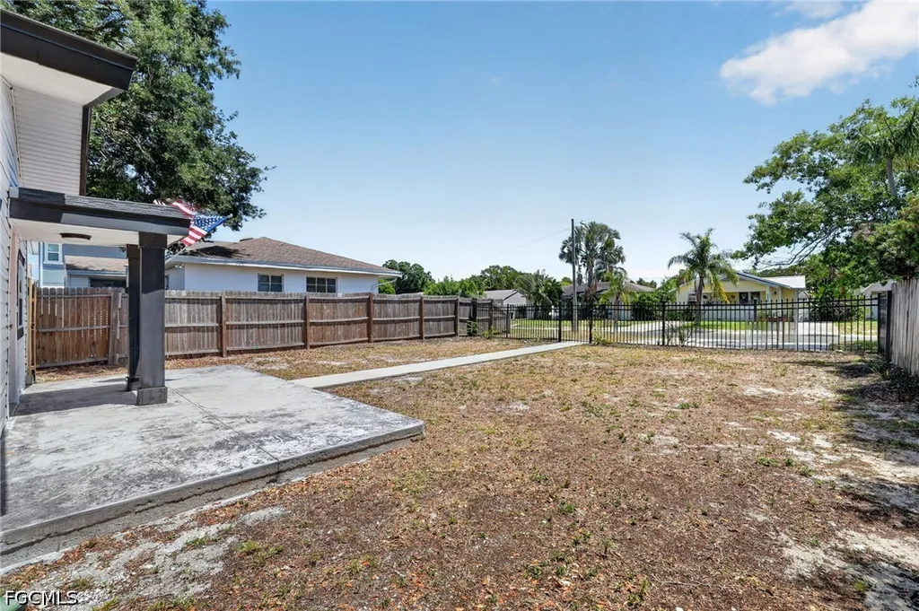 3250 Prescott Street N St. Petersburg FL 33713