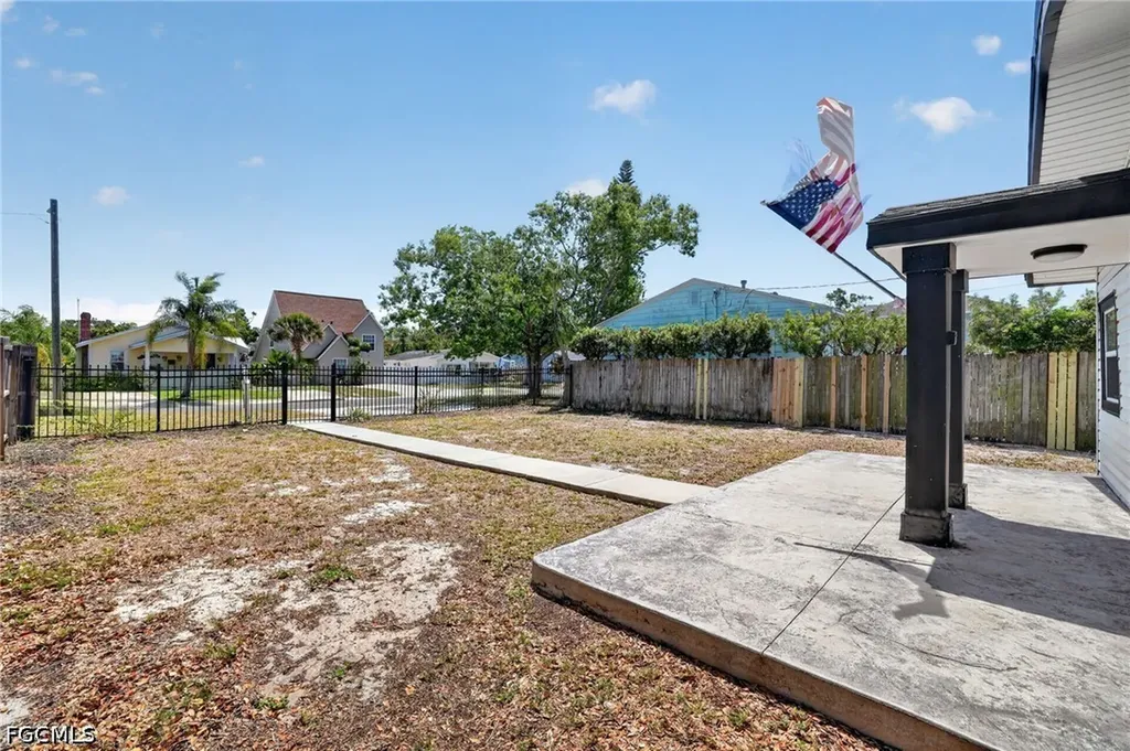 3250 Prescott Street N St. Petersburg FL 33713