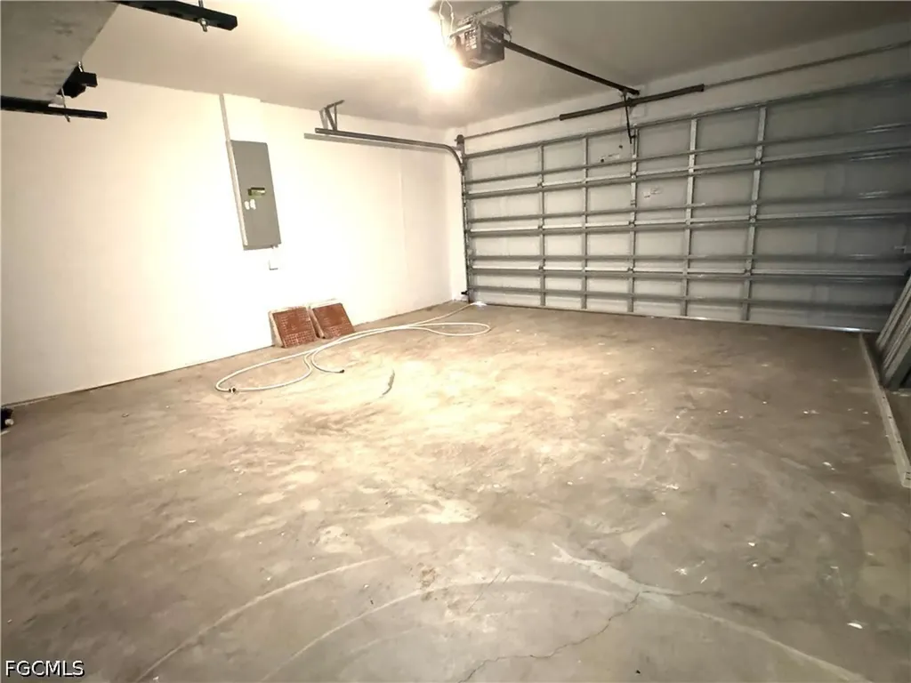 1222 NW 20th Place Cape Coral FL 33993