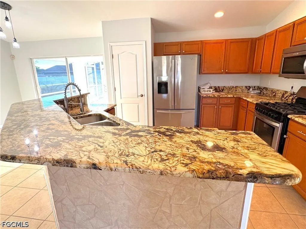 1222 NW 20th Place Cape Coral FL 33993
