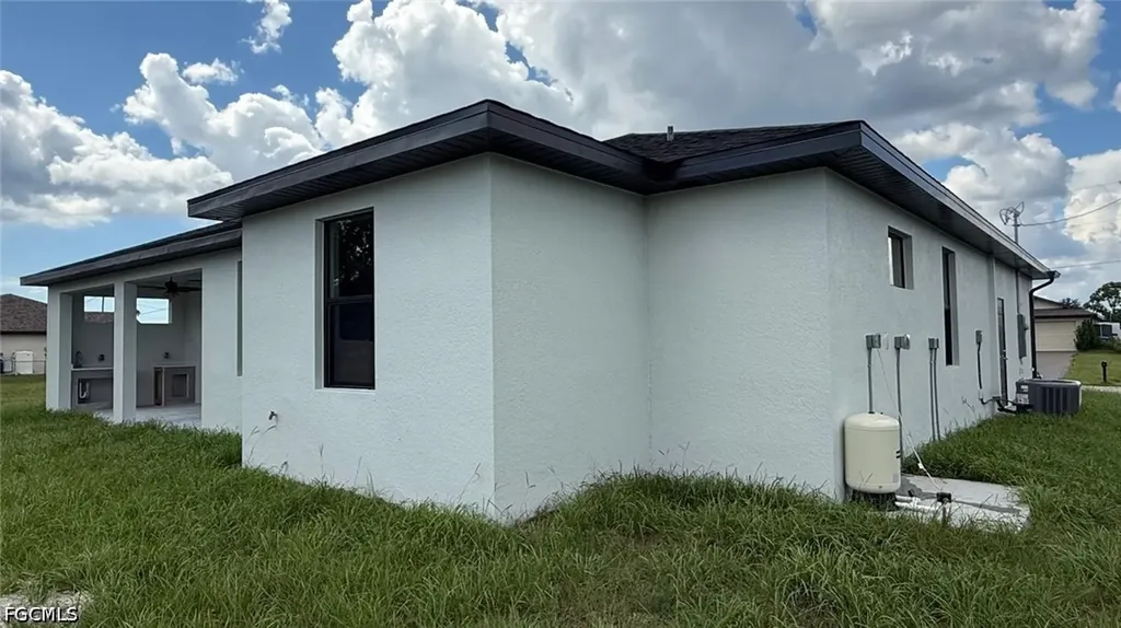 1622 NW 18th Terrace Cape Coral FL 33993