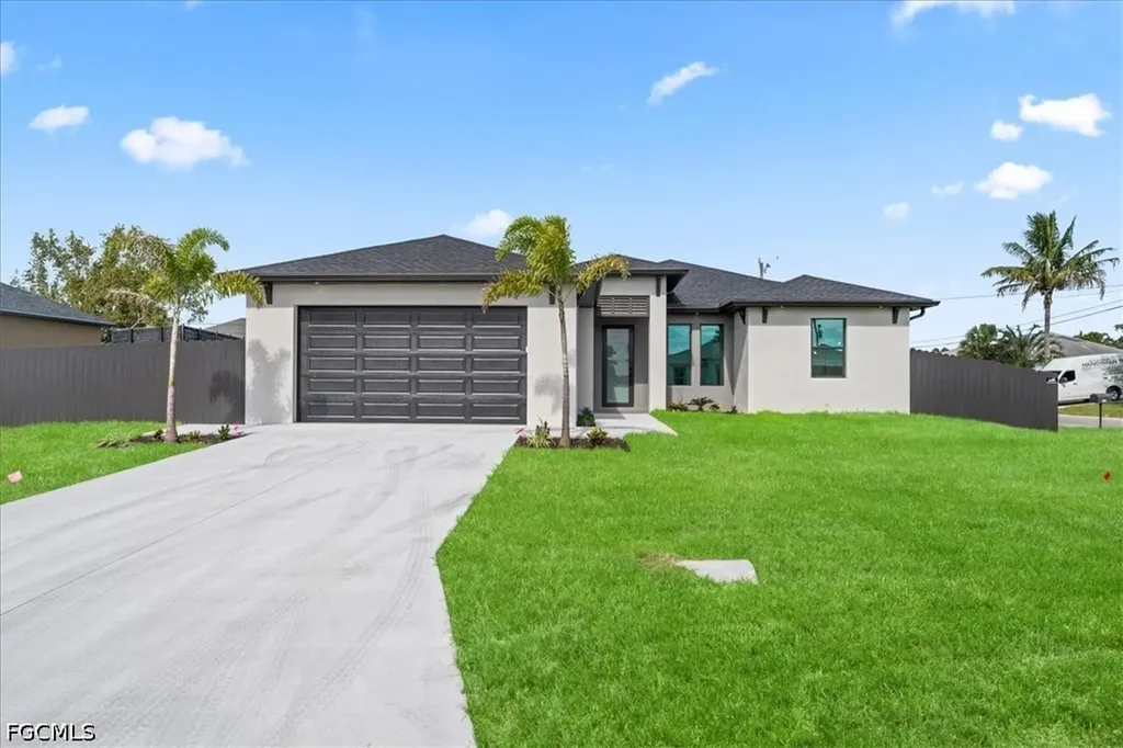 1420 NE 12th Place Cape Coral FL 33909