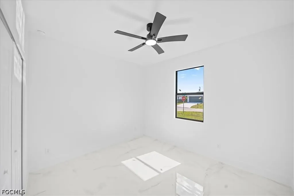 1420 NE 12th Place Cape Coral FL 33909