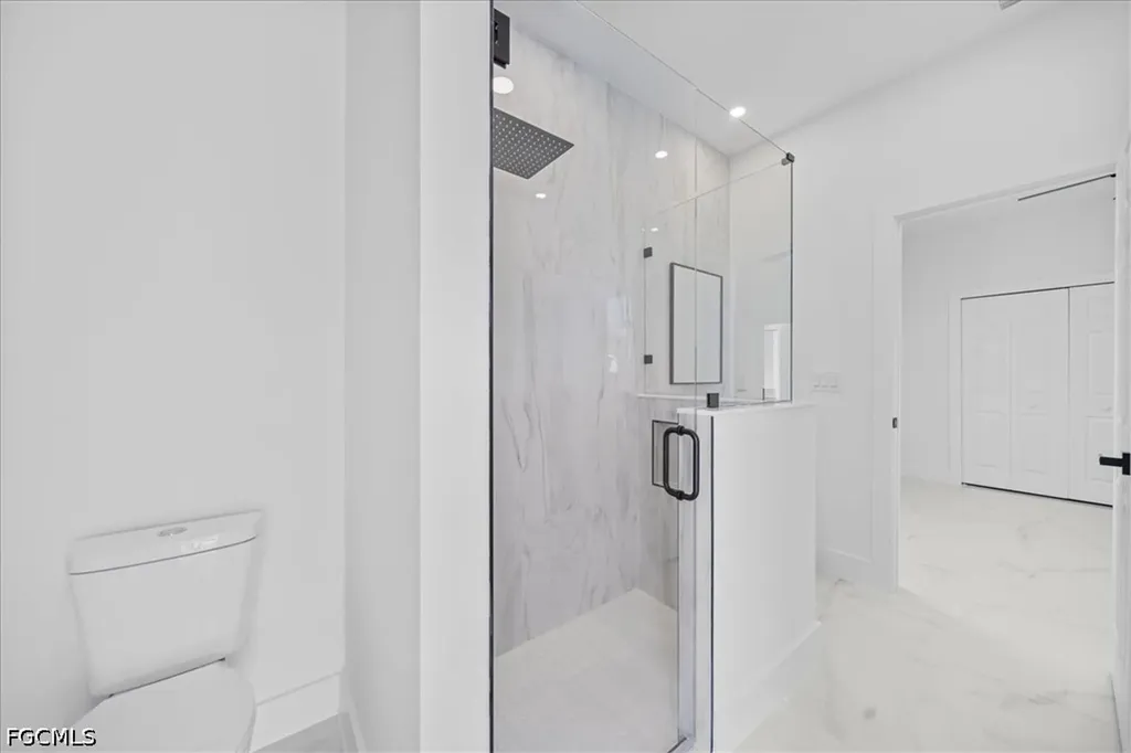 1420 NE 12th Place Cape Coral FL 33909