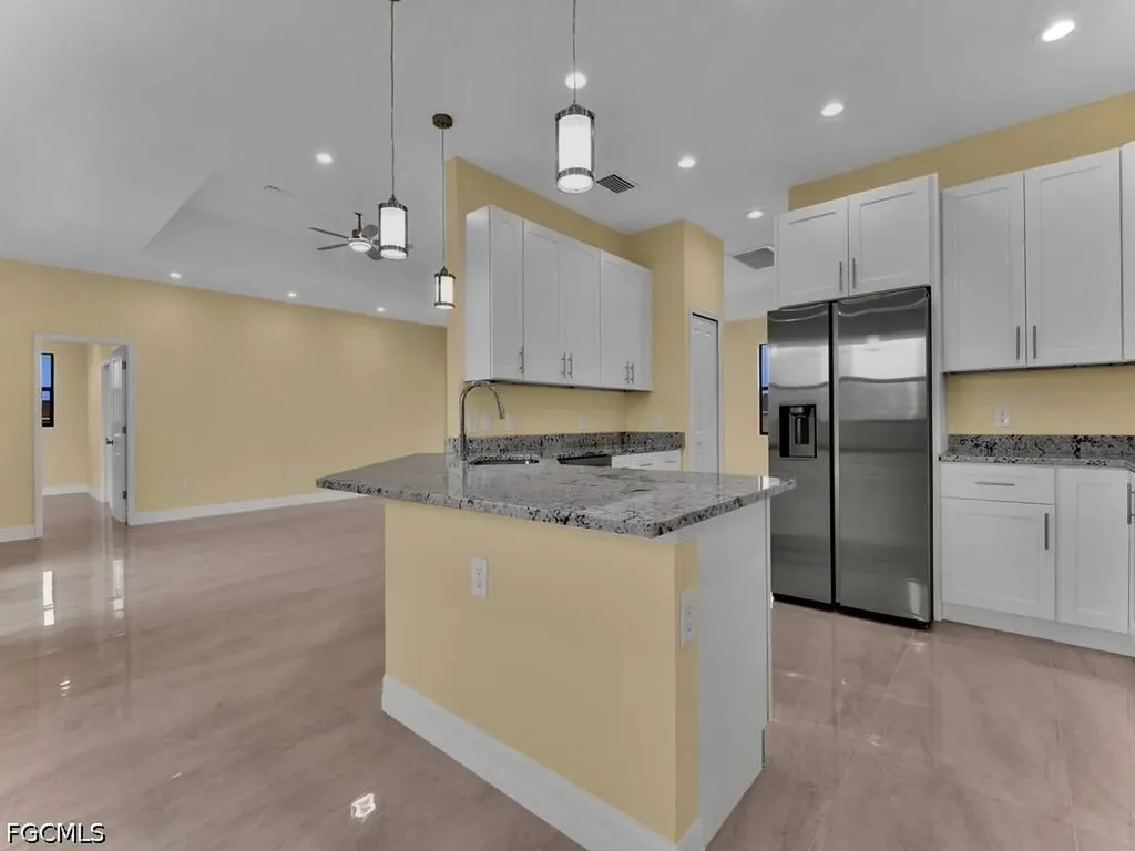 637 Cardinal Street E Lehigh Acres FL 33974