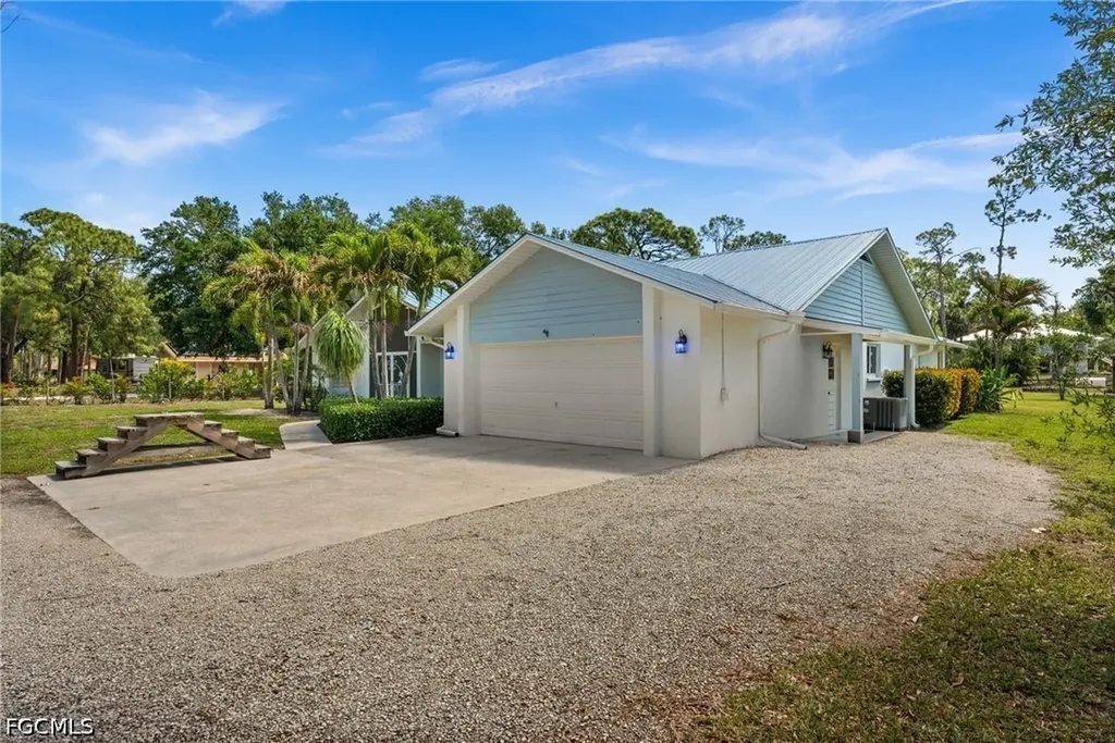 17040 Pleasure Road Cape Coral FL 33909