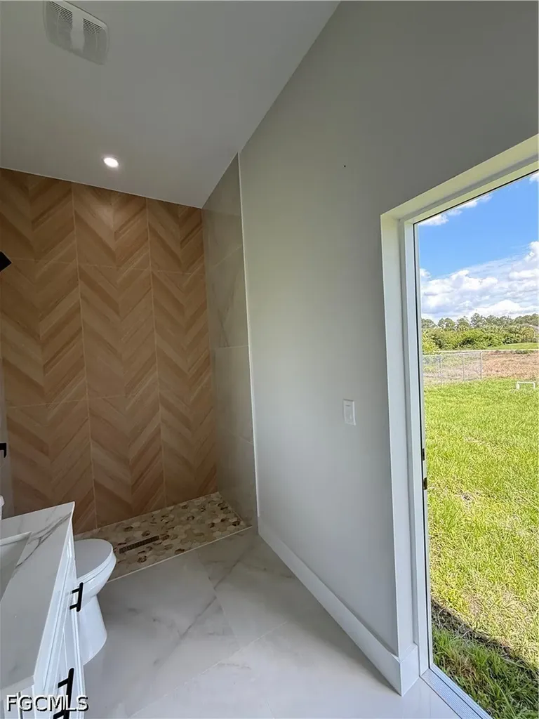 180 Pembroke Street Lehigh Acres FL 33974