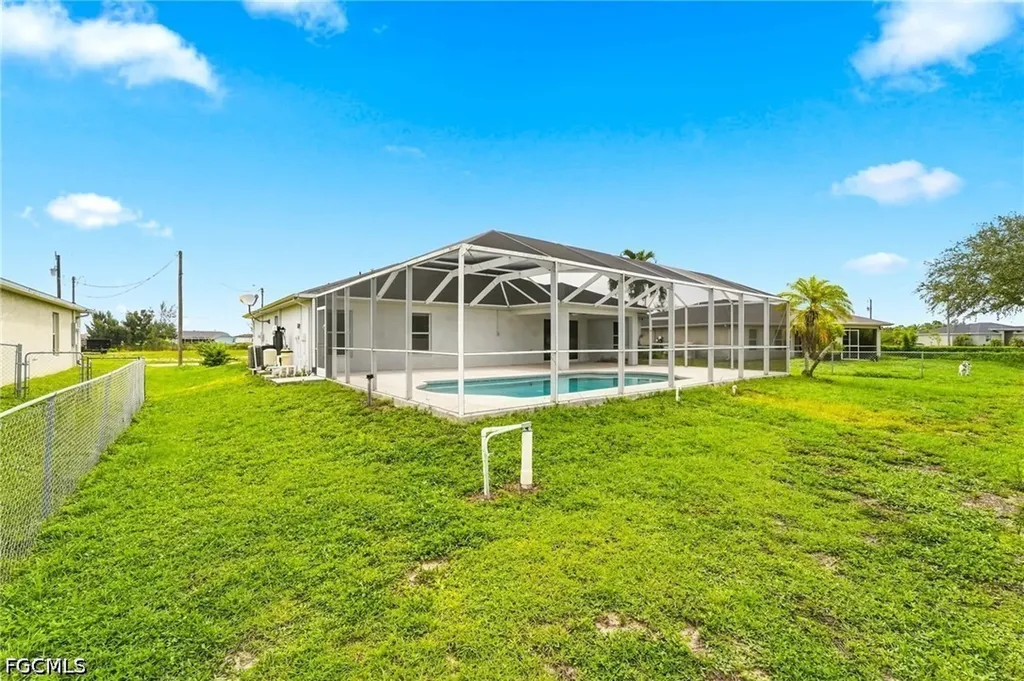1222 NW 20th Place Cape Coral FL 33993