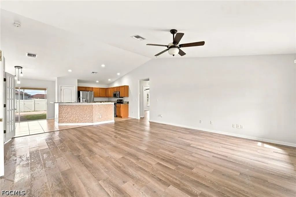1222 NW 20th Place Cape Coral FL 33993