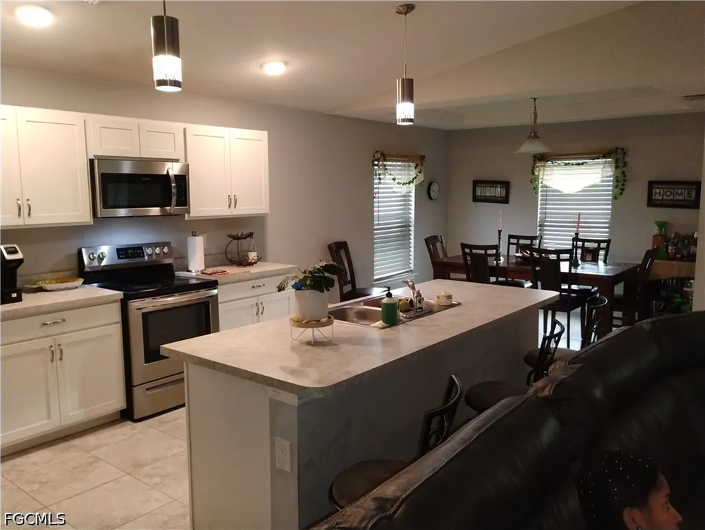 Cape Coral FL 33993