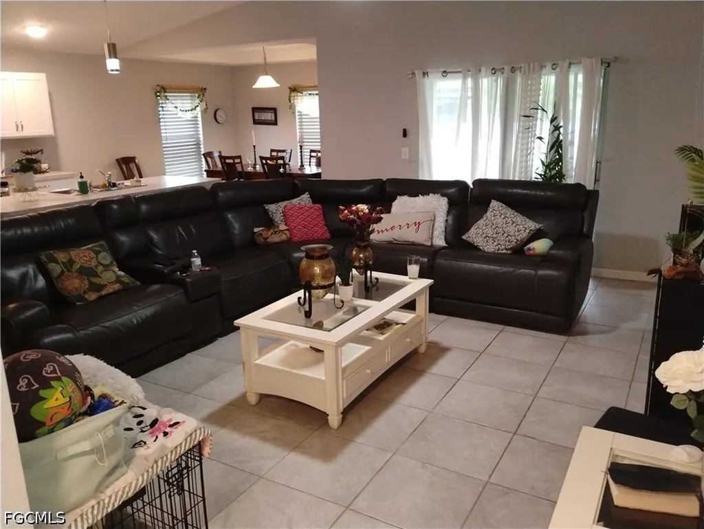 Cape Coral FL 33993