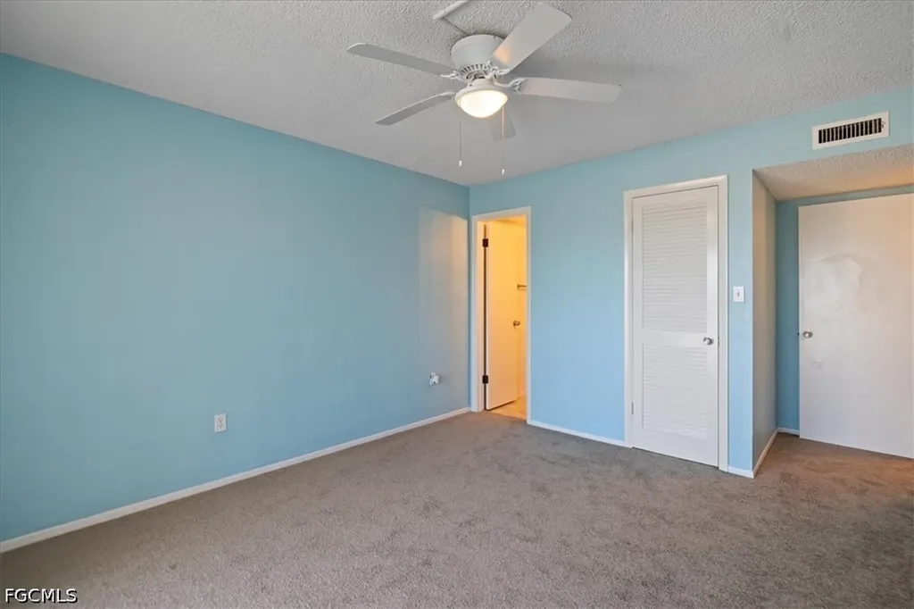 4906 Victoria Drive Cape Coral FL 33904