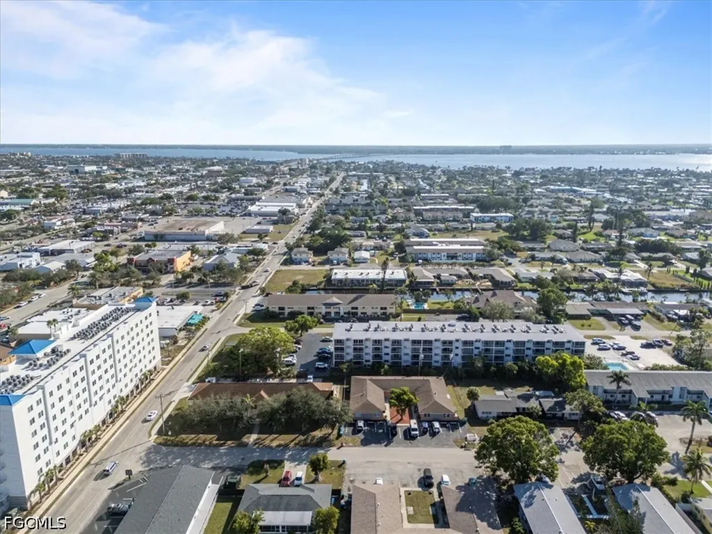 4906 Victoria Drive Cape Coral FL 33904