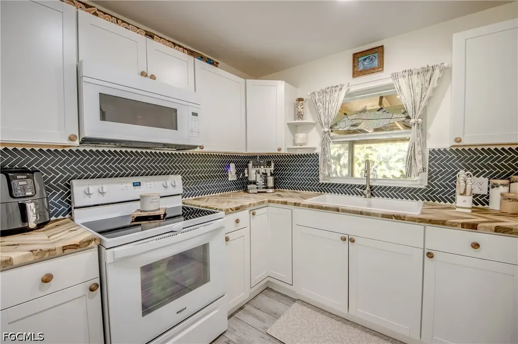 355 Donora Boulevard Fort Myers Beach FL 33931