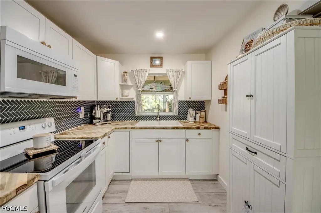 355 Donora Boulevard Fort Myers Beach FL 33931