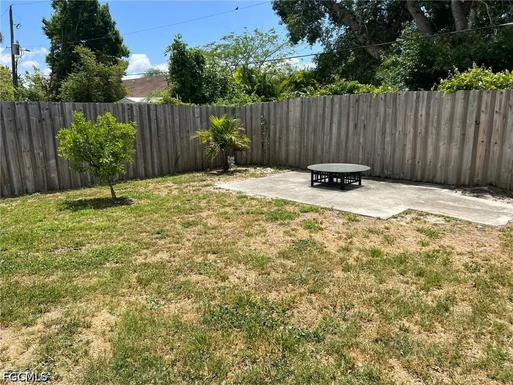 22127 Lancaster Avenue Port Charlotte FL 33952