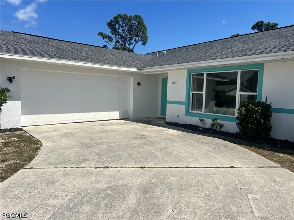 22127 Lancaster Avenue Port Charlotte FL 33952