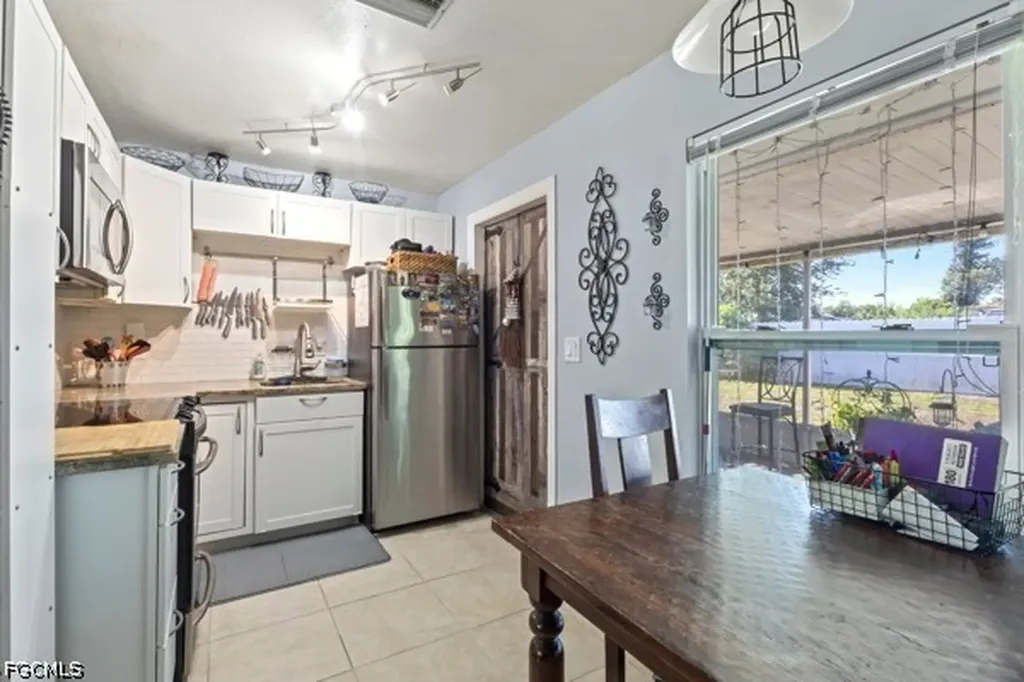 1104 Vineyard Street Lehigh Acres FL 33936