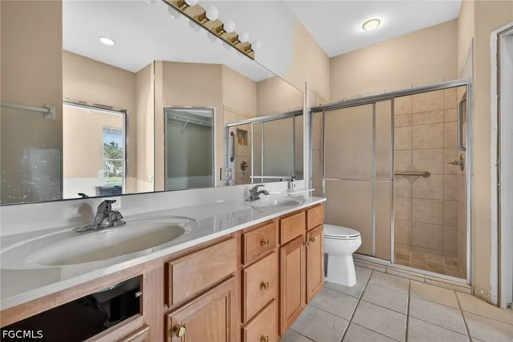 8809 Middlebrook Drive Fort Myers FL 33908