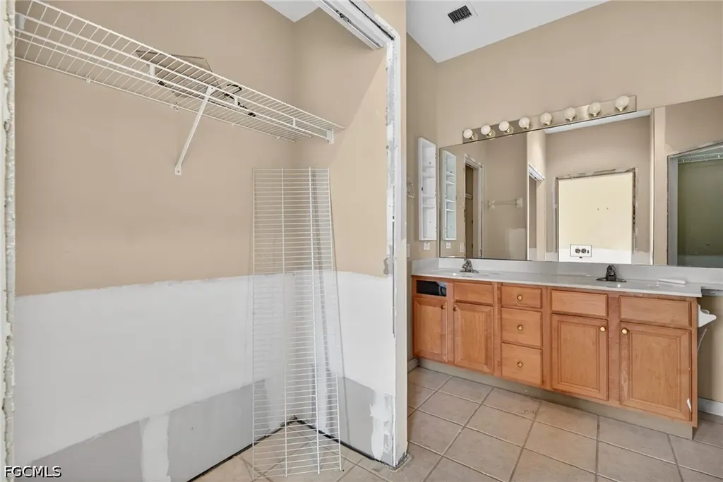 8809 Middlebrook Drive Fort Myers FL 33908