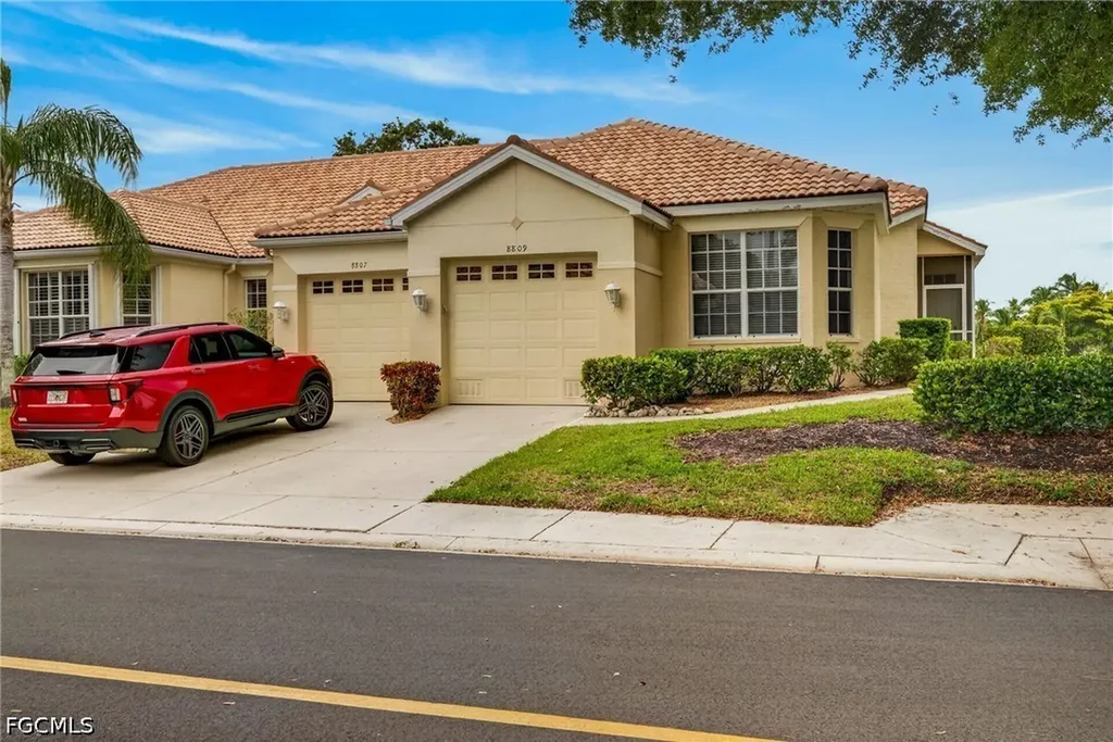 8809 Middlebrook Drive Fort Myers FL 33908
