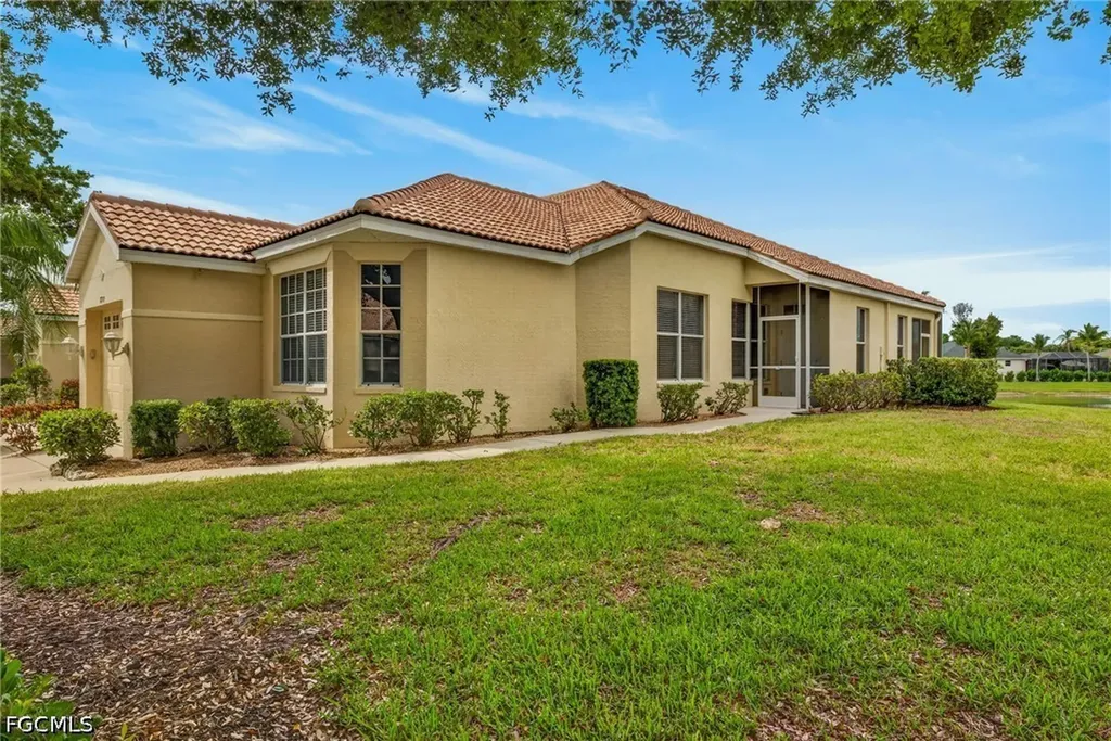 8809 Middlebrook Drive Fort Myers FL 33908
