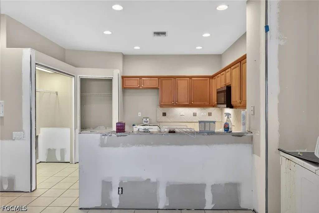 8809 Middlebrook Drive Fort Myers FL 33908