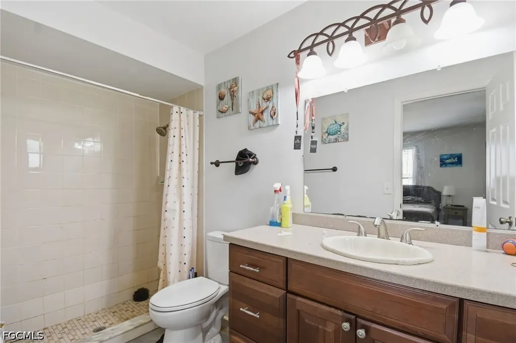 934 SE 25th Lane Cape Coral FL 33904