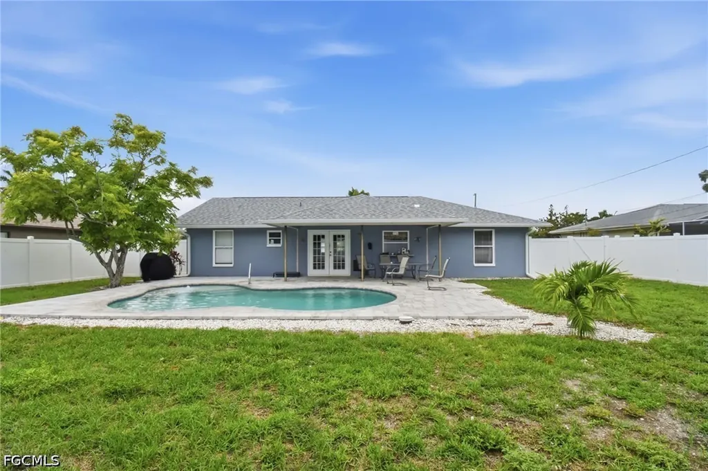934 SE 25th Lane Cape Coral FL 33904